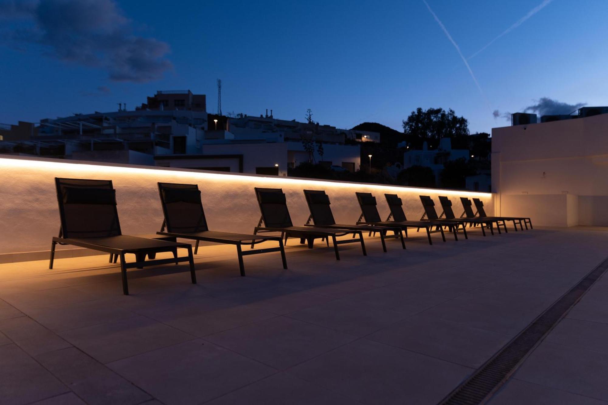 Alove Hotel 4*